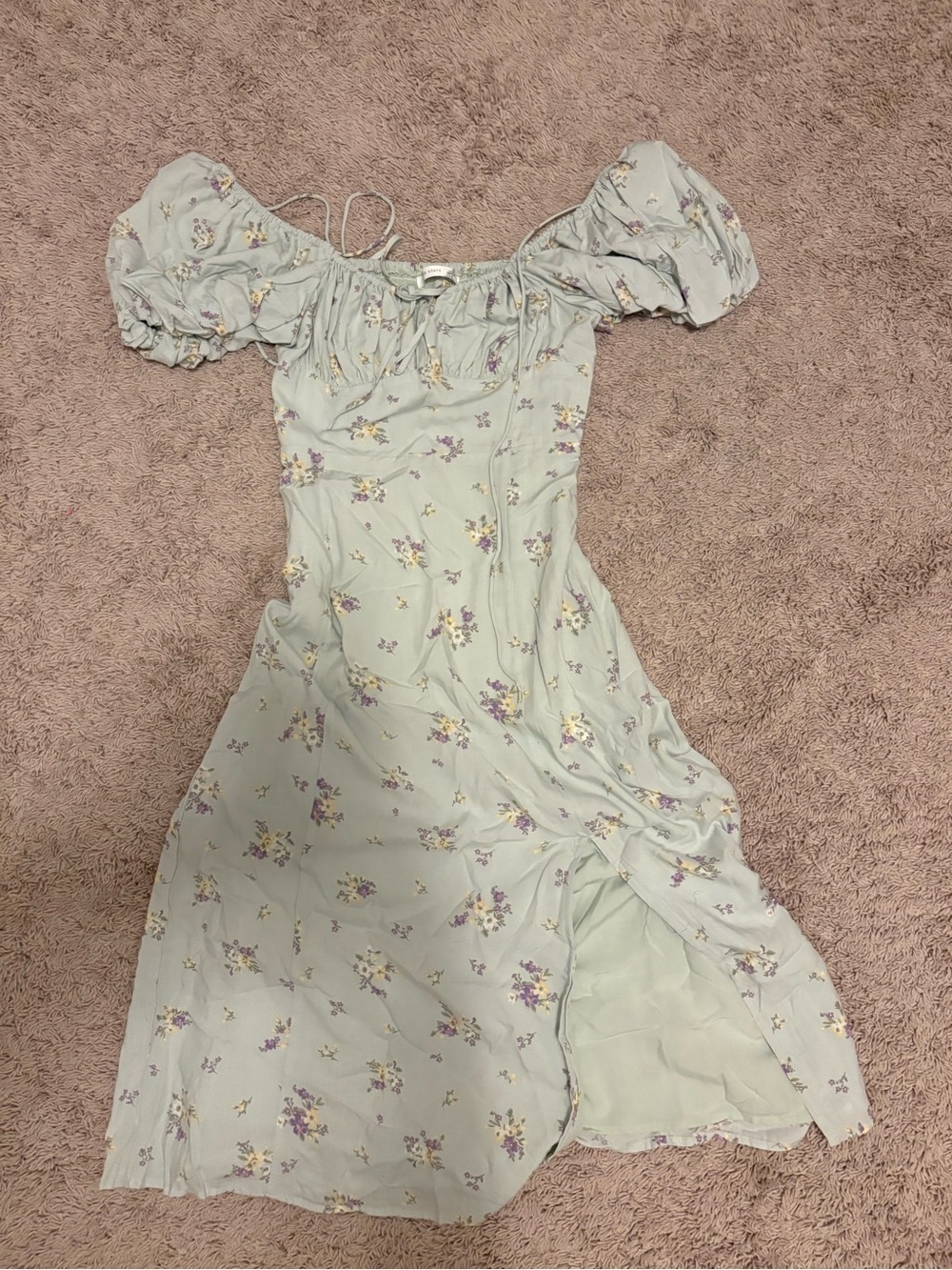 Sage Green Floral Puff-Sleeve Midi Dress